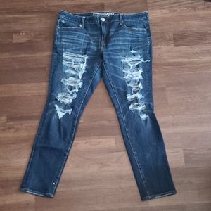 COPY - American Eagle Distressed Jeans